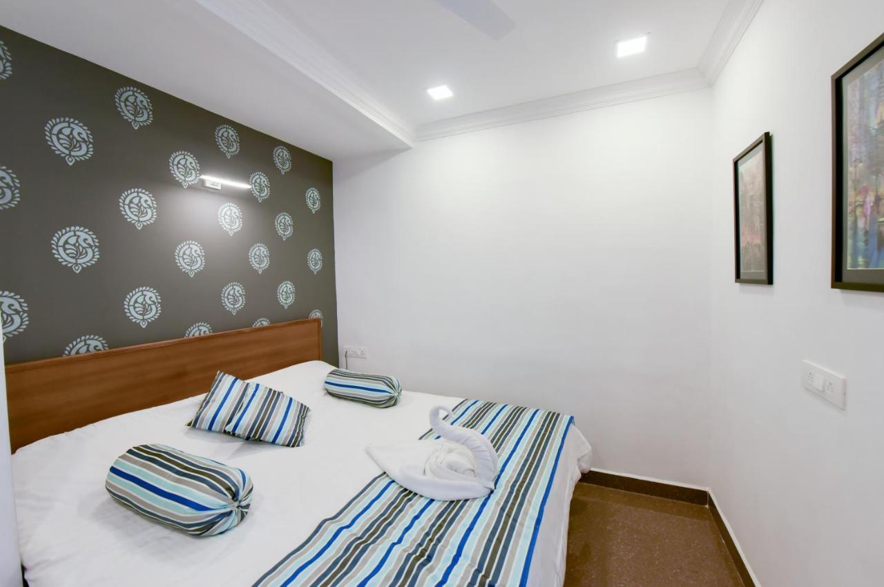 Aparthotel Pool Facing Studio *